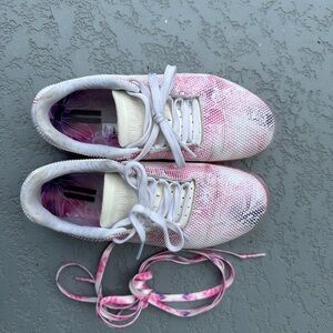 NOBULL Women's Pink and White Sneakers